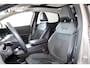 Nissan Ariya Evolve 66 kWh | 22KW Lader| Afneembare trekhaak| Apple carplpay& Android auto| 360grd Camera| Stoelverwarming en verkoeling| Elektrisch verstelbare stoelen| Luxe bekleding| Dealer onderhouden|