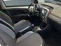 Toyota Aygo 1.0 VVT-i x-play cabrio | Apple Carplay/ Android Auto | Camera | NL| 1 Eig |