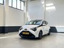 Toyota Aygo 1.0 VVT-i x-play cabrio | Apple Carplay/ Android Auto | Camera | NL| 1 Eig |