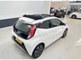 Toyota Aygo 1.0 VVT-i x-play cabrio | Apple Carplay/ Android Auto | Camera | NL| 1 Eig |