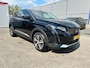 Peugeot 3008 1.6 HYbrid 225 Allure Pack Business | Elektrische achterklep | Camera | Stoelverwarming | Afneembare trekhaak | Keyless | Achterbank in delen neerklapbaar | Achteruitrijcamera | Apple Carplay/Android Auto|telefoonintegratie premium