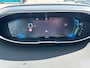Peugeot 3008 1.6 HYbrid 225 Allure Pack Business | Elektrische achterklep | Camera | Stoelverwarming | Afneembare trekhaak | Keyless | Achterbank in delen neerklapbaar | Achteruitrijcamera | Apple Carplay/Android Auto|telefoonintegratie premium