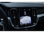 Volvo V60 T6 Recharge AWD Essential Edition | Long Range | Verwarmbare voorstoelen | Verwarmbaar stuurwiel | Verwarmbare achterbank | Google Infotainment | Parkeercamera | 19 inch Lichtmetalen velgen