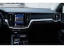 Volvo V60 T6 Recharge AWD Essential Edition | Long Range | Verwarmbare voorstoelen | Verwarmbaar stuurwiel | Verwarmbare achterbank | Google Infotainment | Parkeercamera | 19 inch Lichtmetalen velgen