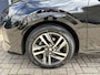 Peugeot 208 1.2 Turbo 100PK Allure Pack | Keyless Entry | Stoelverwarming | Adaptive Cruise Control | Parkeercamera | Navigatie | LED Verlichting | Lichtmetalen Velgen | Digitaal Dashboard | Climate Control |