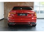 Volvo S60 T8 AWD Twin Engine R-Design | Dealeronderhouden | BLIS | Harman Kardon Premium Audio | Parkeercamera | Navigatie | Stoelverwarming | Stuurwielverwarming | 19'' Lichtmetalen velgen | Full LED Koplampen