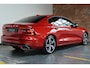 Volvo S60 T8 AWD Twin Engine R-Design | Dealeronderhouden | BLIS | Harman Kardon Premium Audio | Parkeercamera | Navigatie | Stoelverwarming | Stuurwielverwarming | 19'' Lichtmetalen velgen | Full LED Koplampen