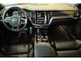 Volvo S60 T8 AWD Twin Engine R-Design | Dealeronderhouden | BLIS | Harman Kardon Premium Audio | Parkeercamera | Navigatie | Stoelverwarming | Stuurwielverwarming | 19'' Lichtmetalen velgen | Full LED Koplampen