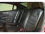 Volvo S60 T8 AWD Twin Engine R-Design | Dealeronderhouden | BLIS | Harman Kardon Premium Audio | Parkeercamera | Navigatie | Stoelverwarming | Stuurwielverwarming | 19'' Lichtmetalen velgen | Full LED Koplampen