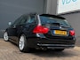 BMW 3-Serie Touring 318i Business Line | Xenon | Navigatie | 17'' LMV