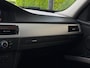 BMW 3-Serie Touring 318i Business Line | Xenon | Navigatie | 17'' LMV
