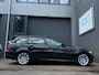 BMW 3-Serie Touring 318i Business Line | Xenon | Navigatie | 17'' LMV
