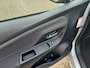 Toyota Yaris 1.5 Hybrid Design Sport mooie sportieve Yaris op all seasonsbanden!