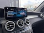 Mercedes-Benz GLC 300e 4-Matic AMG Line Panoramadak | Trekhaak | Apple Carplay | 4 Seizoen banden | Stoelverwarming | Achteruitrijcamera