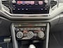 Volkswagen T-Roc 1.5 TSI Sport | Keyless | Camera | Trekhaak | DigiDash |