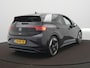 Volkswagen ID.3 First Max 58 kWh Navigatie - IQ Light - Steunhaak - HUD - Panoramadak - Camera - Stoelverwarming - ACC