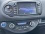 Toyota Yaris 1.5 Hybrid Active | Navigatie | Parkeersensoren achter | Cruise control | Automatische airco |