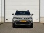 Dacia Duster 1.8 hybrid 155 Limited Edition / Rondom Camera / Stoel en Stuurwielverwarming / Navigatie / Dodehoekdetectie / Adaptieve Cruise Control / Voorruitverwarming /