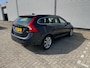 Volvo V60 1.5 T3 Momentum,Automaat,Navigatie,nwe Distributie,extra winterset