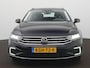 Volkswagen Passat Variant 1.4 TSI PHEV GTE Business Automaat - LED - Navigatie - Stoelverwarming - ACC - Camera - Ergo-comfort bestuurdersstoel - Achterklep elektrisch