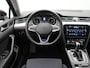 Volkswagen Passat Variant 1.4 TSI PHEV GTE Business Automaat - LED - Navigatie - Stoelverwarming - ACC - Camera - Ergo-comfort bestuurdersstoel - Achterklep elektrisch