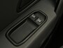 Dacia Duster 1.0 TCe Essential Airco | | Bluetooth | Centrale Vergrendeling | Elek. Ramen | | Airco | Centrale deurvergrendeling met afstandsbediening | DAB ontvanger