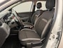 Dacia Duster 1.0 TCe Essential Airco | | Bluetooth | Centrale Vergrendeling | Elek. Ramen | | Airco | Centrale deurvergrendeling met afstandsbediening | DAB ontvanger