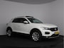Volkswagen T-Roc 1.5 TSI Sport 150pk | Glazen schuif-kanteldak | Leer | Navigatie | LED