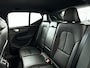Volvo XC40 Recharge P8 AWD R-Design | SOH 90% | Parkeercamera | Stoel- en Stuurverwarming | Trekhaak