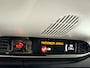Volvo V60 B3 Momentum | Parkeercamera | Stoel- en Stuurverwarming | Cruise control | Trekhaak