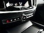 Volvo V60 B3 Momentum | Parkeercamera | Stoel- en Stuurverwarming | Cruise control | Trekhaak