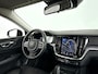 Volvo V60 B3 Momentum | Parkeercamera | Stoel- en Stuurverwarming | Cruise control | Trekhaak