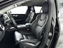 Volvo V60 B3 Momentum | Parkeercamera | Stoel- en Stuurverwarming | Cruise control | Trekhaak