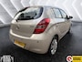 Hyundai i20 1.2i Dynamic Elek.Ramen Airco Nap