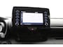 Toyota Yaris 1.5 VVT-i Dynamic Trekhaak Navigatiesysteem | Trekhaak | All Seasons |