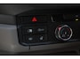 Volkswagen Crafter 35 2.0 TDI L3H3 DC / 6 pers / AUTOMAAT / Trekhaak / Camera