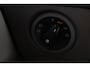 Volkswagen Crafter 35 2.0 TDI L3H3 DC / 6 pers / AUTOMAAT / Trekhaak / Camera