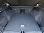 Volvo XC40 T4 211PK Recharge Inscription Expression | Trekhaak | Blis | Camera Achter | Stoel & Stuur verwarm. | 18''