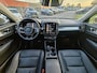 Volvo XC40 T4 211PK Recharge Inscription Expression | Trekhaak | Blis | Camera Achter | Stoel & Stuur verwarm. | 18''