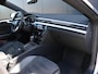 Volkswagen Arteon Shooting Brake 2.0 TSI R-Line Business+ | DSG | PANO-DAK | CAMERA | STOEL/STUURVERW. | APPLE CARPLAY | ADAPT. CRUISE |