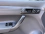Volkswagen Caddy Maxi 2.0 TDI 140pk Airco Cruise controle Trekhaak 1500kg trekgewicht Parkeersensoren achter Schuifdeur Telefoon verbinding Euro 5