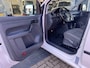 Volkswagen Caddy Maxi 2.0 TDI 140pk Airco Cruise controle Trekhaak 1500kg trekgewicht Parkeersensoren achter Schuifdeur Telefoon verbinding Euro 5
