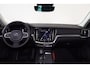 Volvo V60 B3 Essential Edition - Intellisafe Assist & Surround - Black Edition pack - Parkeersensoren v/a - Parkeercamera achter - Climate Control - Verwarmbare voorstoelen - Verwarmbaar stuurwiel - Verwarmbare achterbank - Trekhaak - Draadloze telefoonlader - 19' LMV