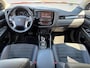 Mitsubishi Outlander 2.4 PHEV Intense S | Climate | Cruise | 18 inch | Parkeersensoren | Stoelverwarming | Heel mooie staat!! |