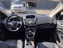 Ford Kuga 1.6 Titanium 150PK Afn. Trekhaak Panodak Camera Cruise Navi Parkeersensoren Elek. Achterklep Privacy Glass 19'' Velgen All Season banden *2000KG Trekgewicht*