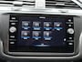 Volkswagen Tiguan 1.4 TSI eHybrid Life Business Automaat - Navigatie - IQ Light - ACC - Camera - Achterklep elektrisch - Side Assist