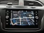 Volkswagen Tiguan 1.4 TSI eHybrid Life Business Automaat - Navigatie - IQ Light - ACC - Camera - Achterklep elektrisch - Side Assist