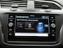 Volkswagen Tiguan 1.4 TSI eHybrid Life Business Automaat - Navigatie - IQ Light - ACC - Camera - Achterklep elektrisch - Side Assist