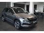 Skoda Karoq 1.5 TSI ACT Sportline navi pano clima cruise 19 inch 150 pk !!