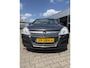 Opel Astra 1.6 Business, navigatie, cruisecontrol, airco, pdc, trekhaak, zeer nette auto, de distributieriem is in 2024 reeds vernieuwd !